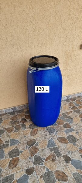 Butoi plastic cu capac si cerc 120 L,